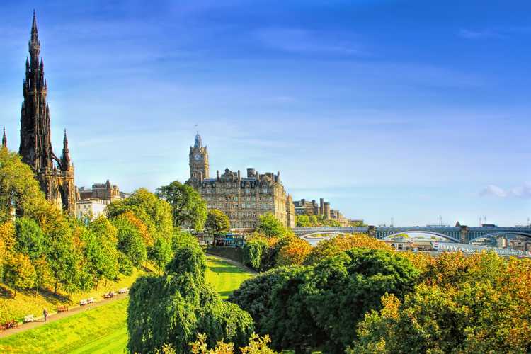 Explore Edinburgh with hop-on hop-off tickets – Hassle-free sightseeing and breathtaking views in 2026 Discover Edinburgh with official hop-on hop-off bus tours – Flexible routes, iconic monuments, and panoramic city views 2026